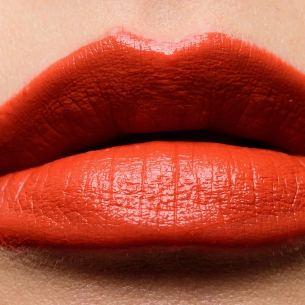 MAC COSMETICS // love me liquid lip color in bragging rights
